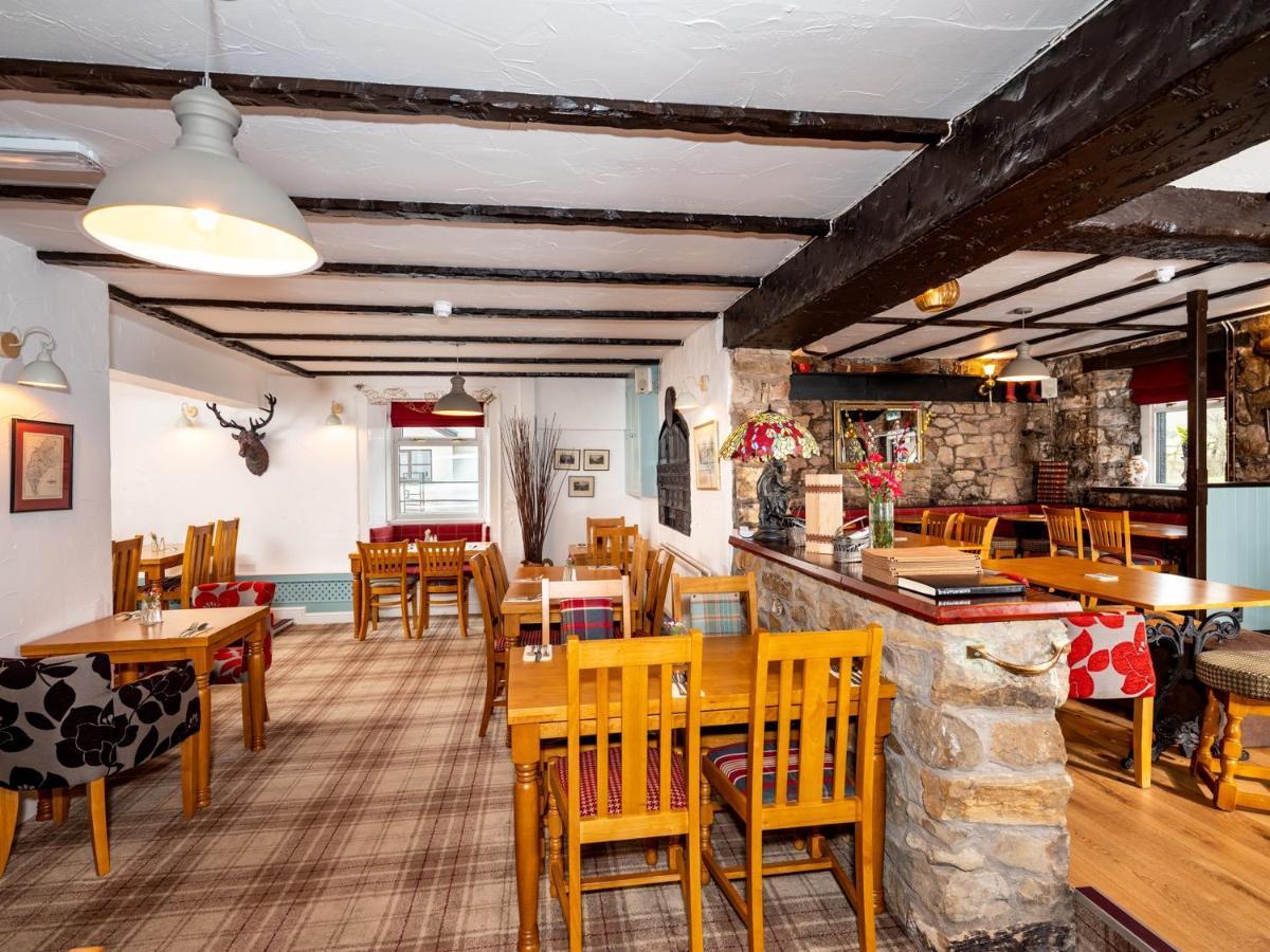 Old Posting House Hotel Cockermouth Exterior photo