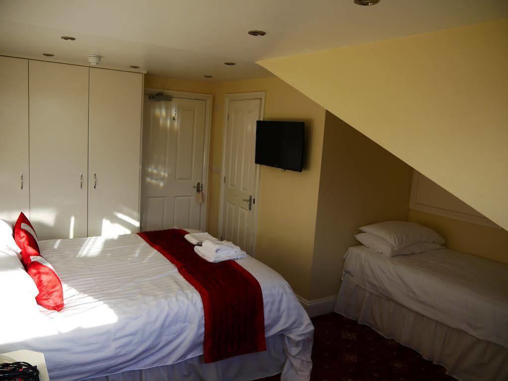 Old Posting House Hotel Cockermouth Exterior photo